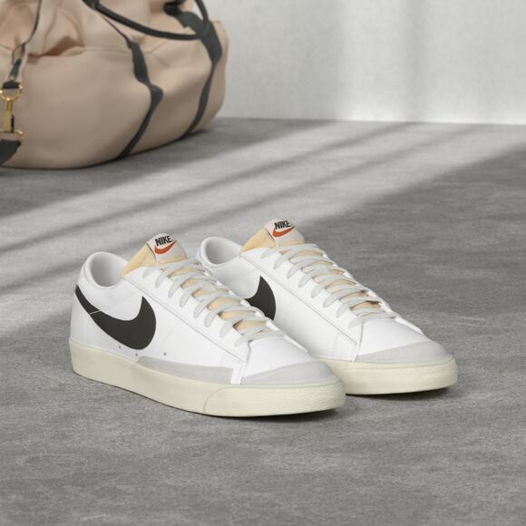 NWT Nike Men's Running/Jogging Walking Shoe, White Black Sail, 8 - Picture 7 of 7